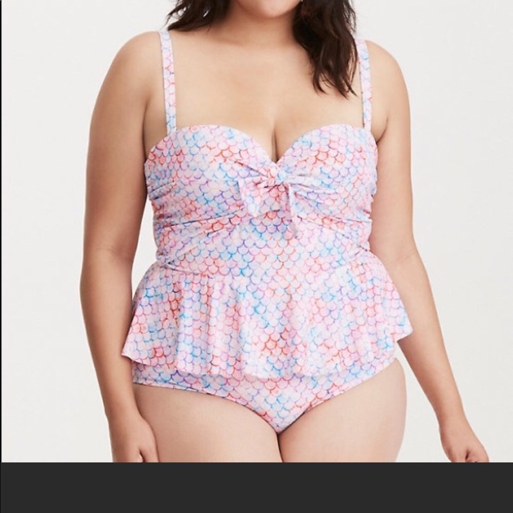 Brand new- never worn. No tags.